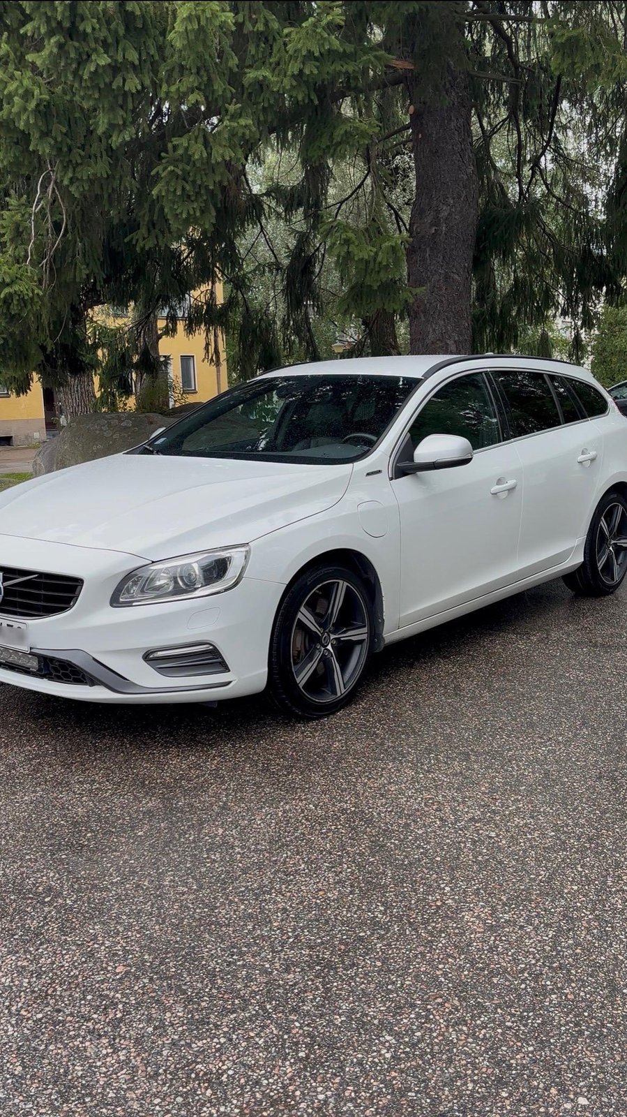 Volvo V60 valmis