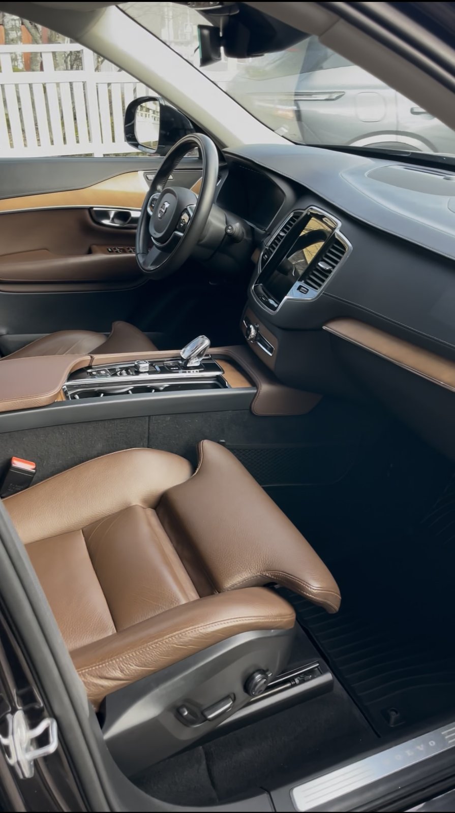 Volvo XC90 sisäpuhdistus